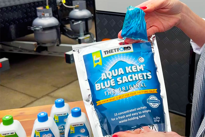 Thetford Aqua Kem Blue Sachets - Waste Cassette Drop-In - 12 Sachets