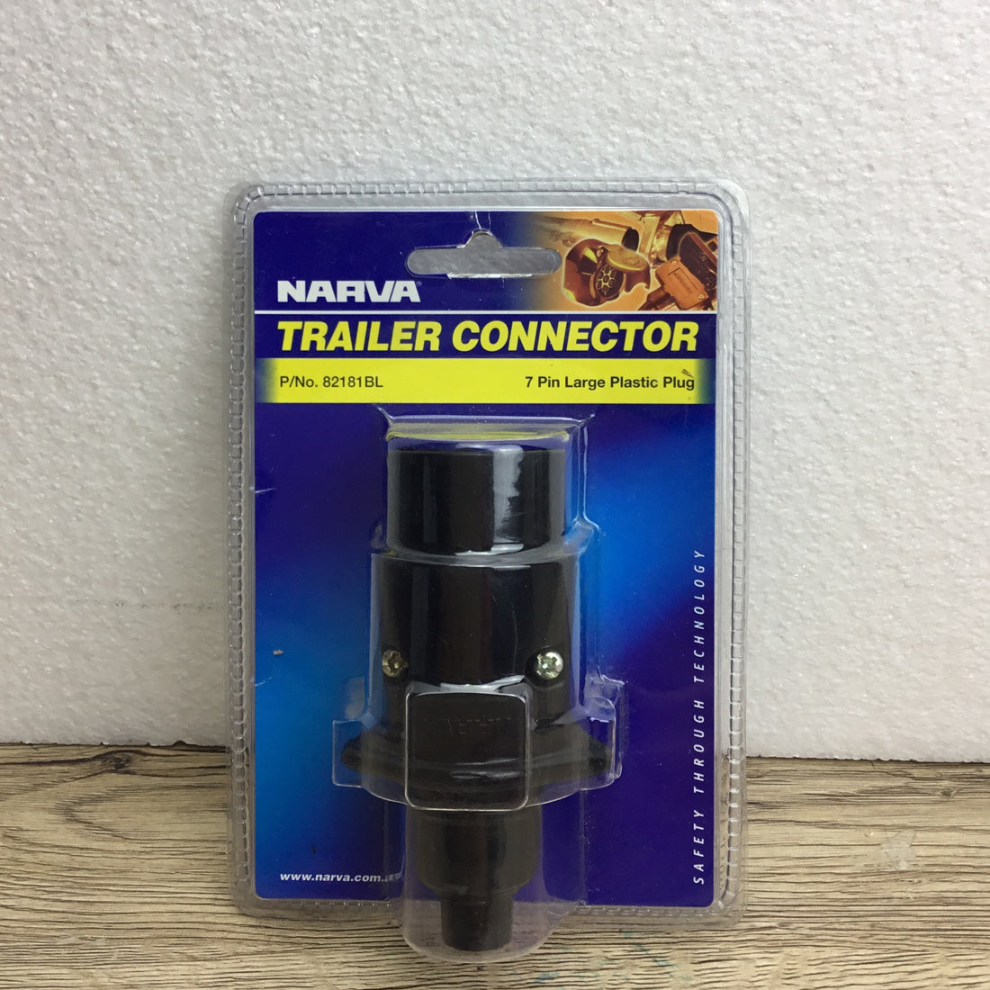 NARVA 7 Pin Large Round Plastic Trailer Plug
